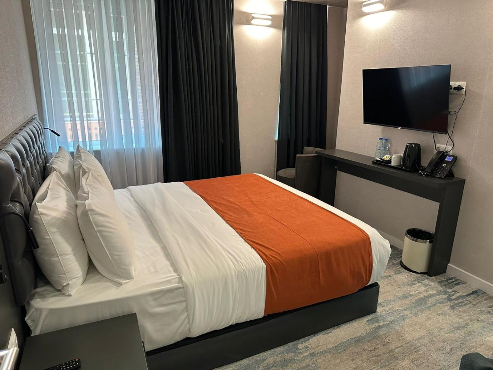 M 1 T Hotel Tbilisi Zewnętrze zdjęcie