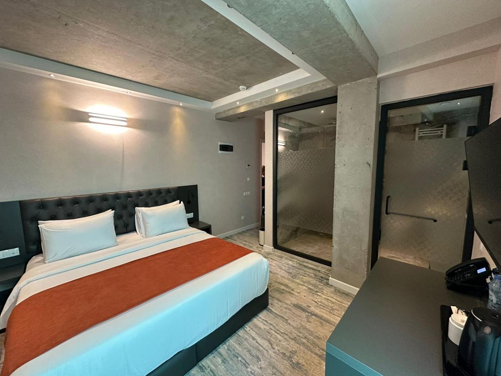 M 1 T Hotel Tbilisi Zewnętrze zdjęcie