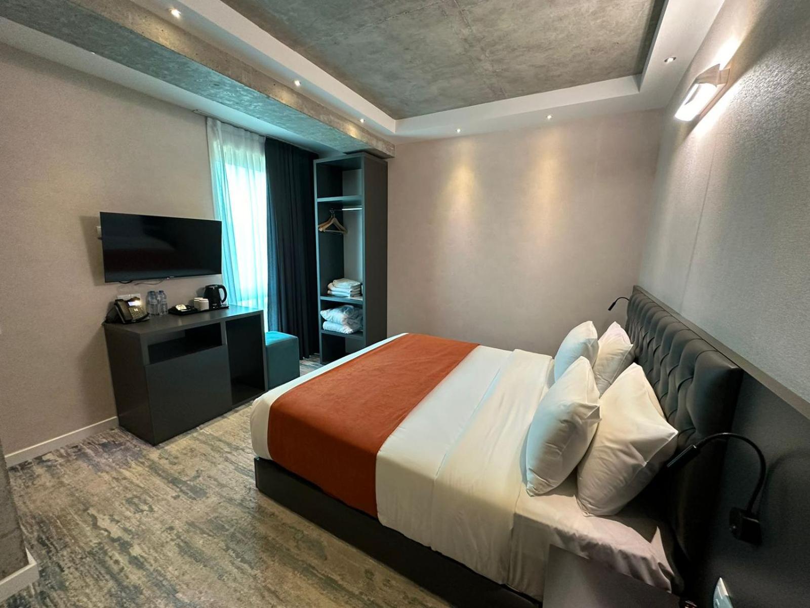 M 1 T Hotel Tbilisi Zewnętrze zdjęcie