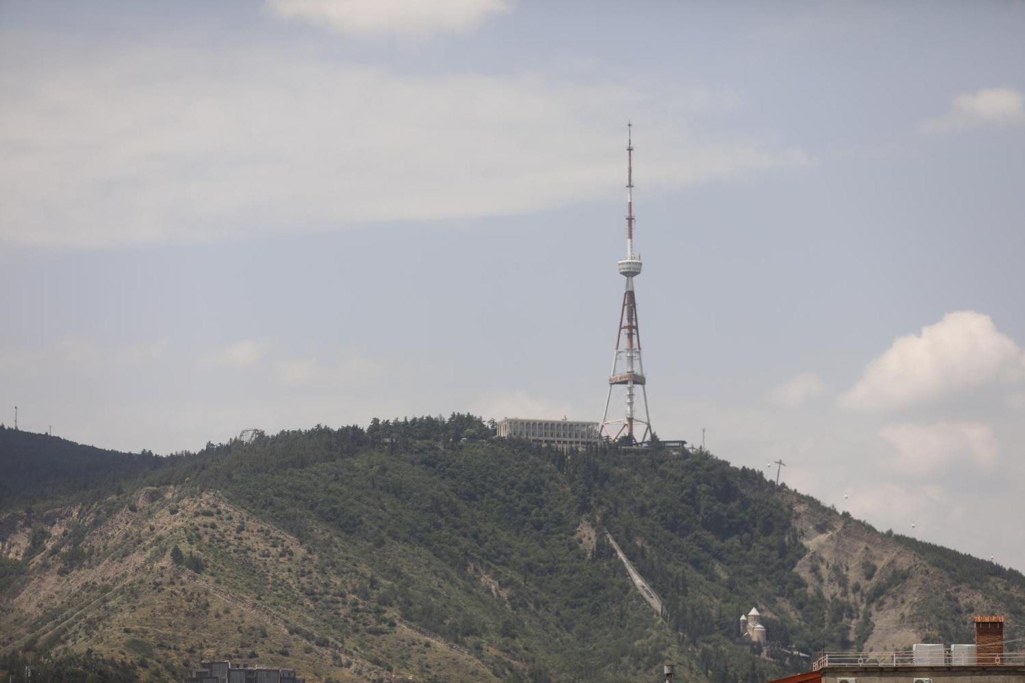 M 1 T Hotel Tbilisi Zewnętrze zdjęcie
