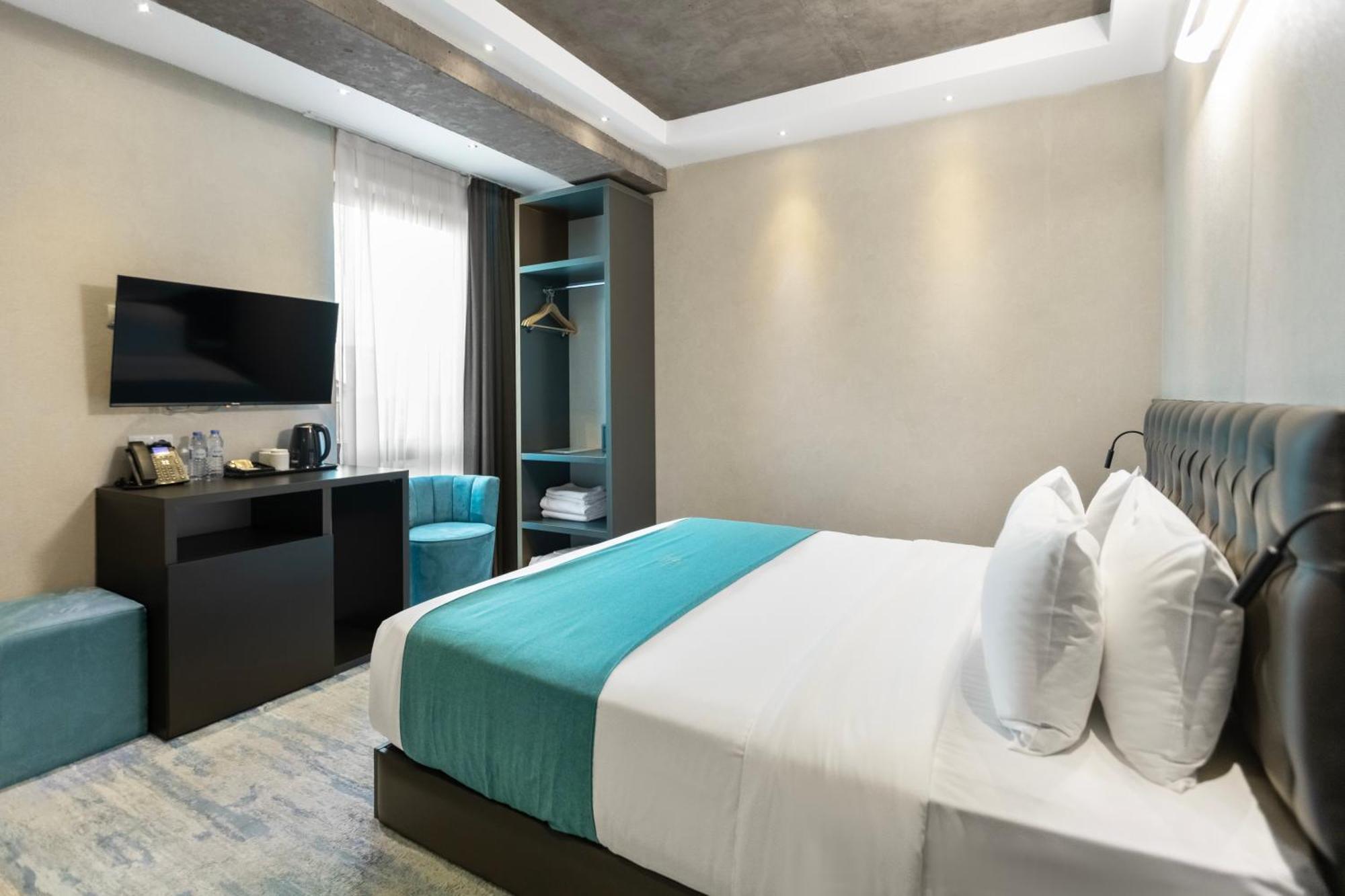 M 1 T Hotel Tbilisi Zewnętrze zdjęcie