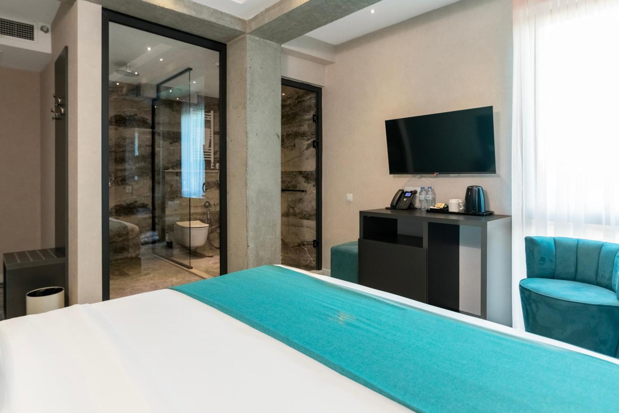 M 1 T Hotel Tbilisi Zewnętrze zdjęcie