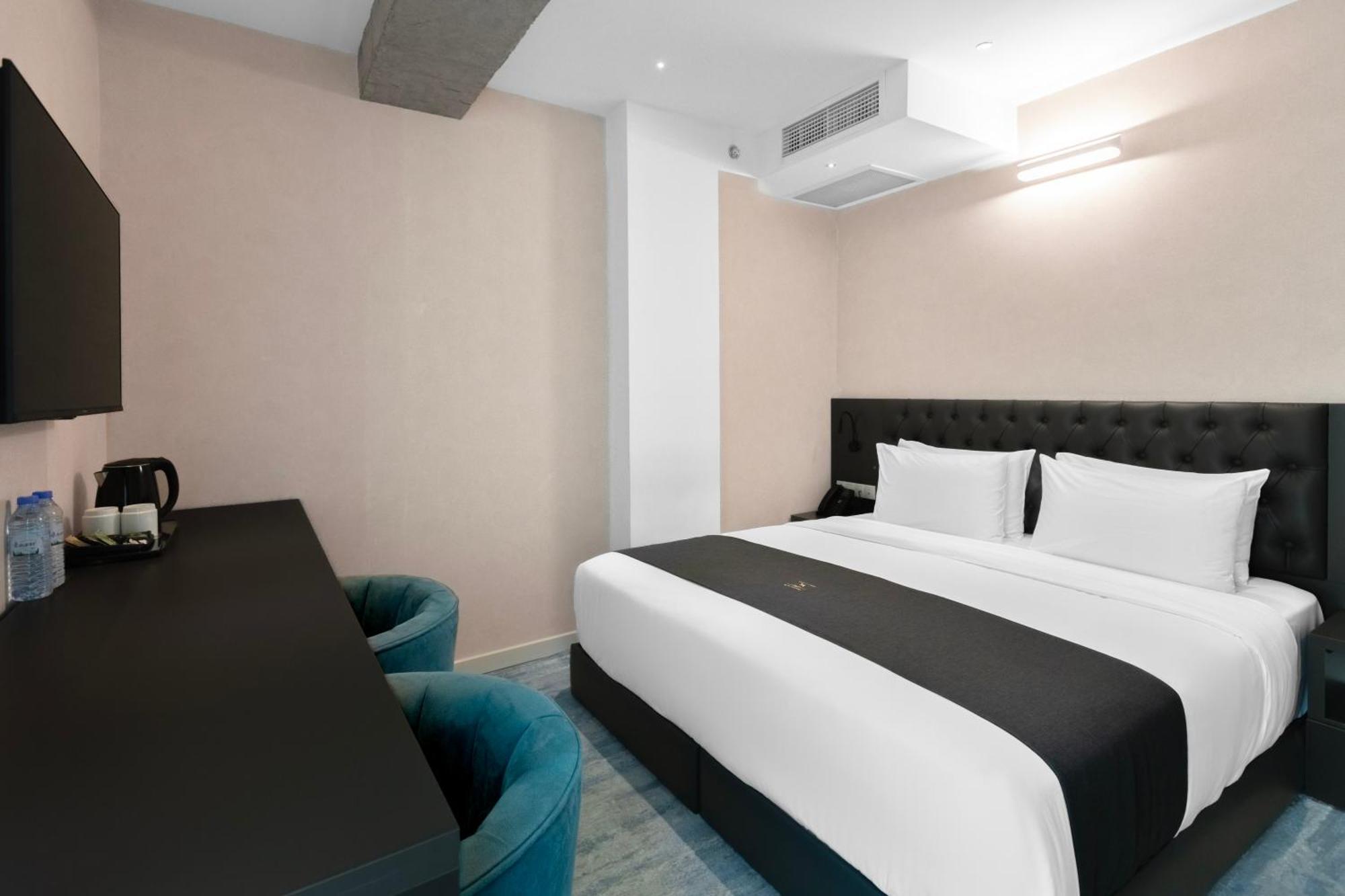 M 1 T Hotel Tbilisi Zewnętrze zdjęcie