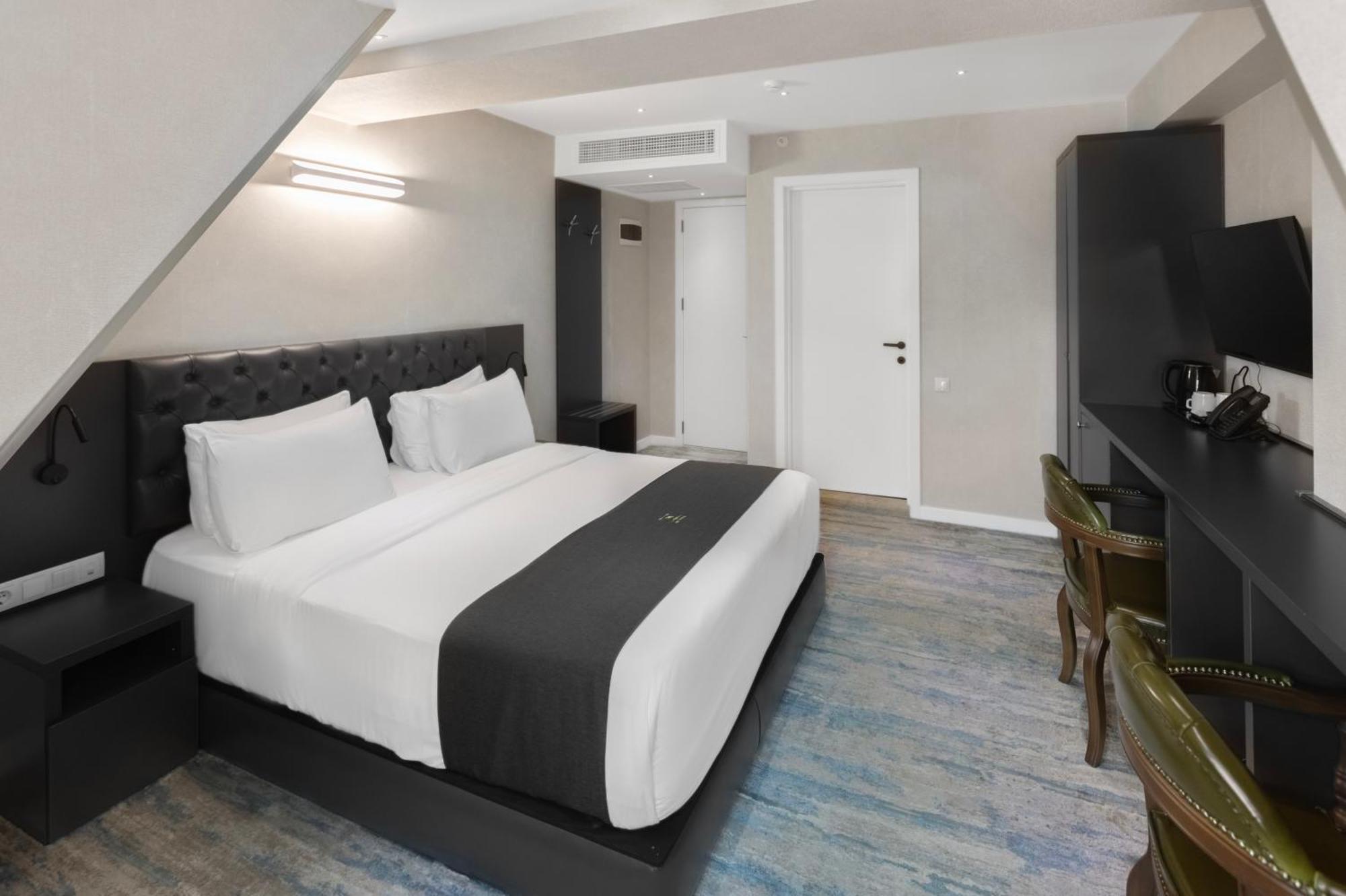 M 1 T Hotel Tbilisi Zewnętrze zdjęcie