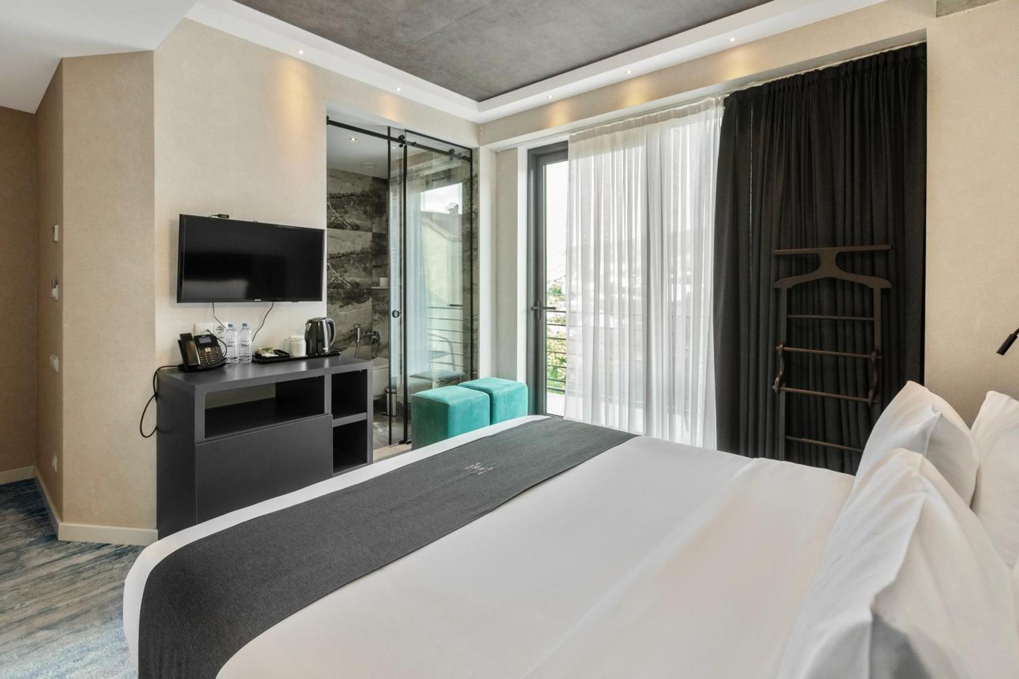 M 1 T Hotel Tbilisi Zewnętrze zdjęcie